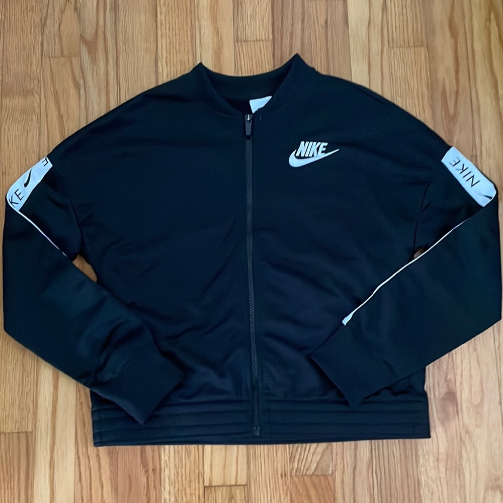 Girls Nike Warmup Jacket